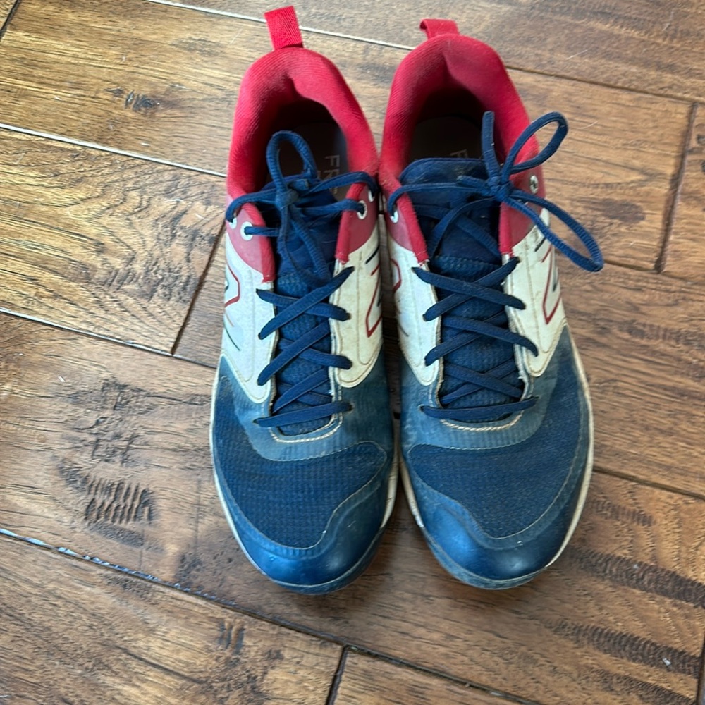 Softball cleats